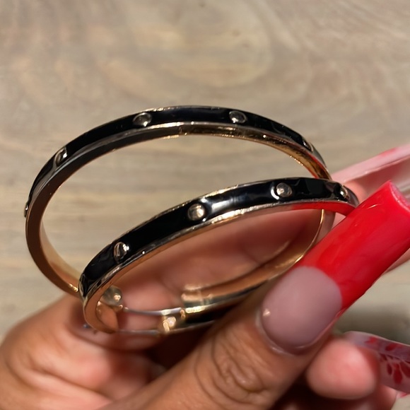 Earrings - Picture 3 of 3